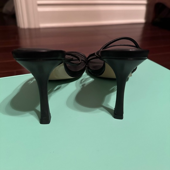 Alias Mae Leela Mule Heels - Picture 5 of 5